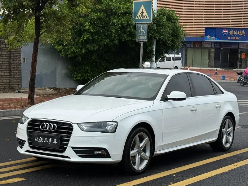 Audi A4L 35 TFSI Auto Version, 2015 — фото 1