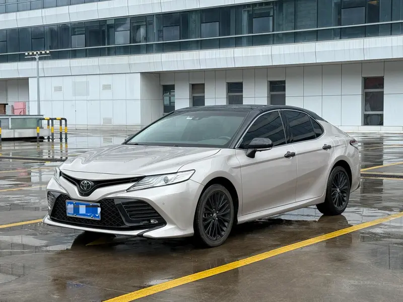 Toyota Camry, 2018