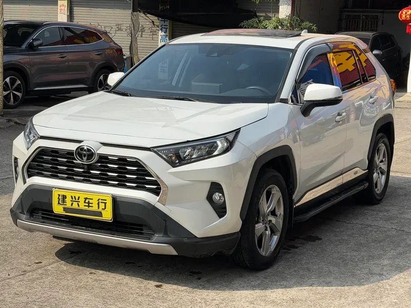 Toyota RAV4 2.0L CVT 2WD Style Edition, 2022 — фото 1