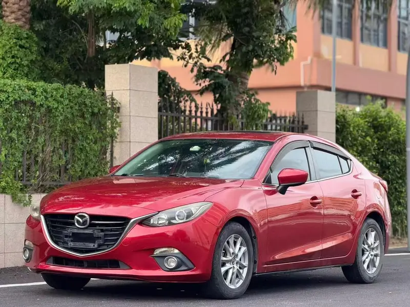 Mazda 3 Axela, 2014