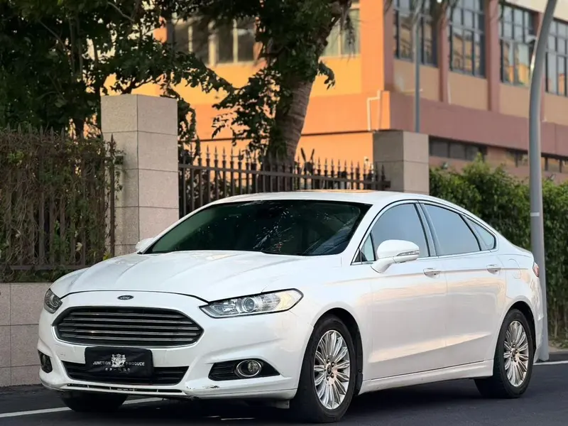 Ford Mondeo, 2013