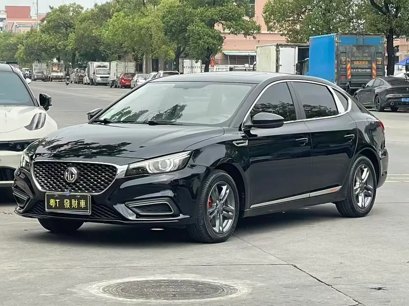 MG 6 20T Auto Trophy Prestige Connected Edition, 2017 — фото 1