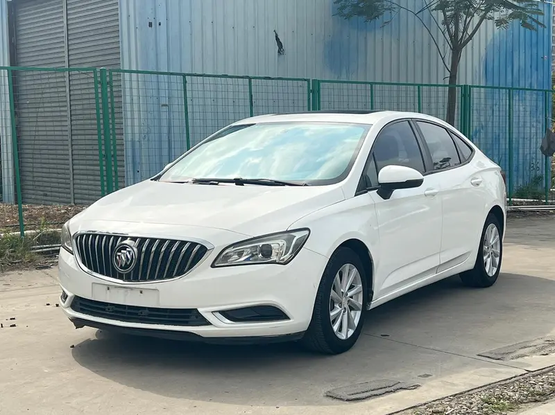 Buick Verano Sedan 15S Auto Leading Version, 2017 — фото 1