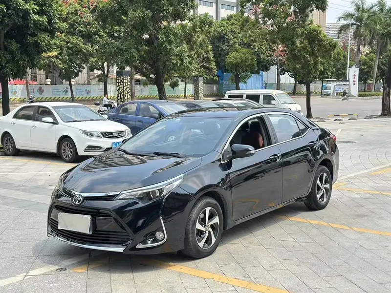 Toyota Levin 1.2T V CVT Luxury Edition, 2017 — фото 1