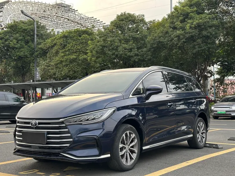 BYD Song MAX Upgraded Edition 1.5T Auto Luxury Version 7 Seater, 2021 — фото 1