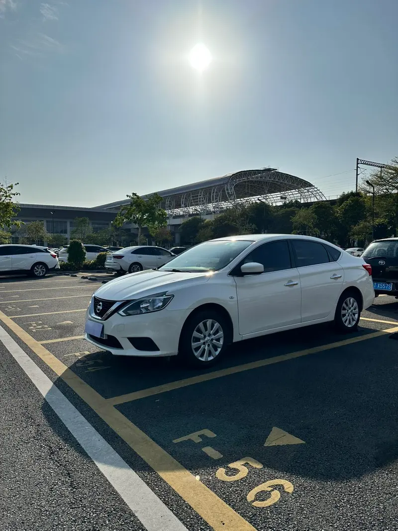 Nissan Sylphy, 2022