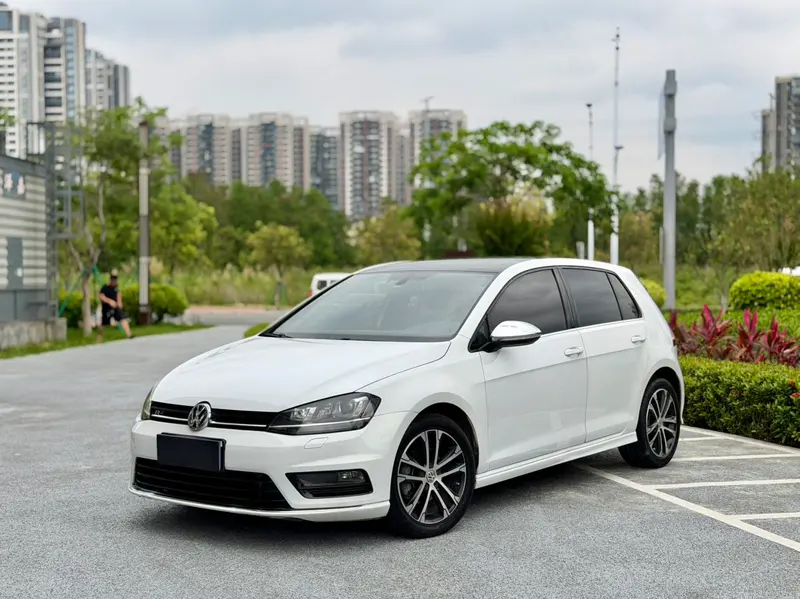 Volkswagen Golf, 2016