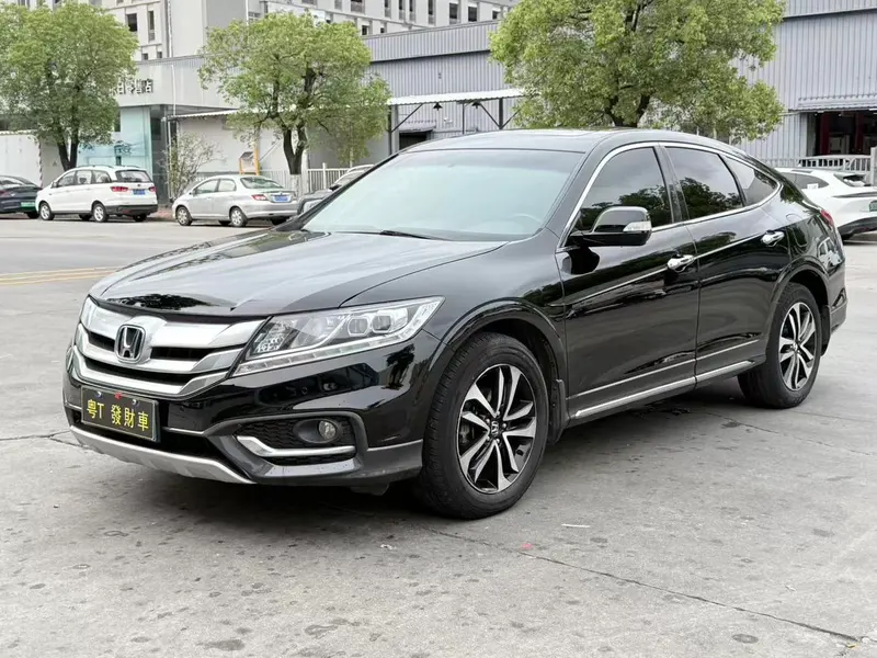 Honda Crosstour 2.4L Luxury Edition, 2014 — фото 1