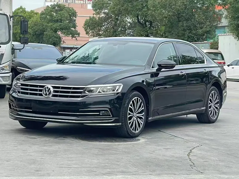 Volkswagen Phideon, 2016