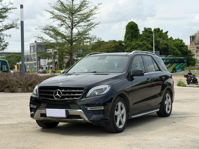 Mercedes-Benz M-Class, 2015