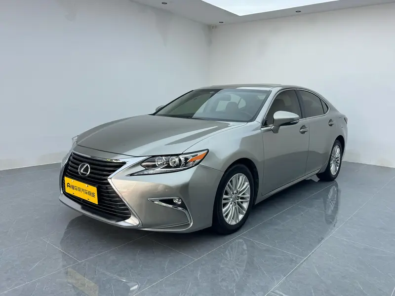 Lexus ES 200 Elite Edition, 2015 — фото 1