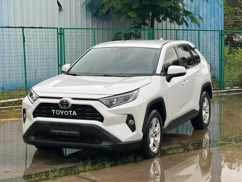 Toyota RAV4 2.0L CVT 2WD Edition, 2023 — фото 1