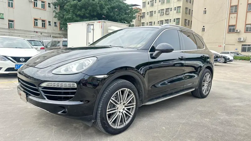 Porsche Cayenne, 2011