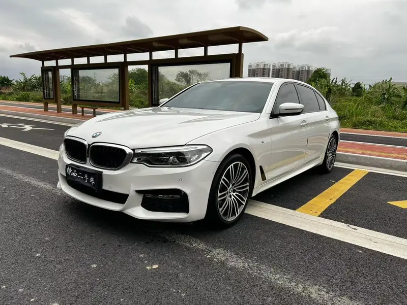 BMW 5-Series, 2018