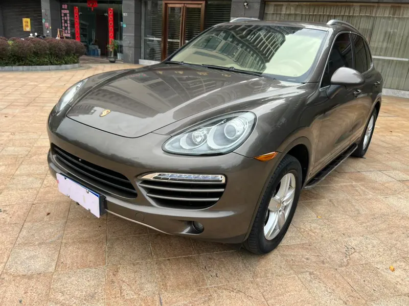 Porsche Cayenne, 2013