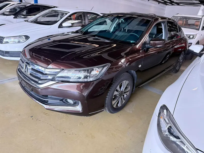 Honda Accord, 2015