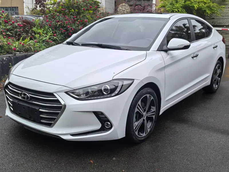 Hyundai Elantra Lingdong 1.4T Dual Clutch Stylish · Version, 2018 — фото 1