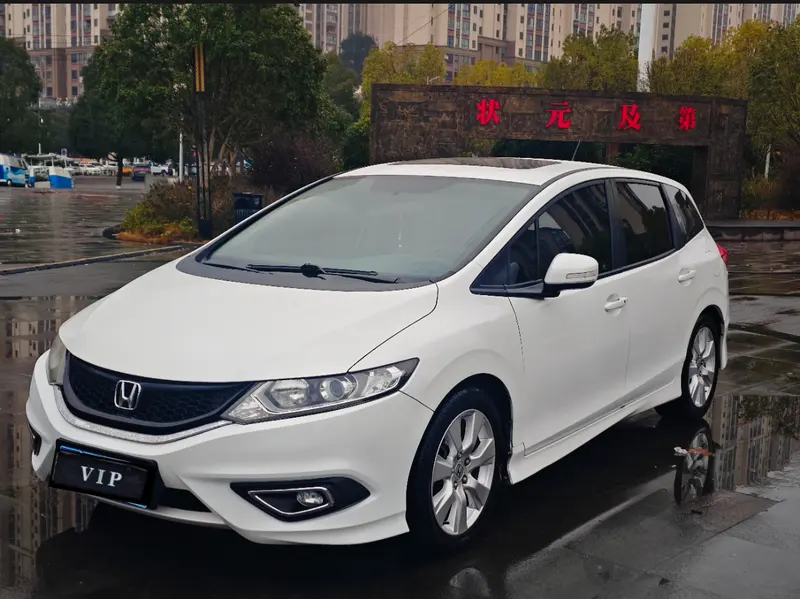 Honda Jade 1.8L Auto Comfort Elite Edition 5 Seater, 2016 — фото 1