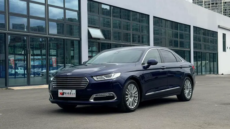Ford Taurus, 2017