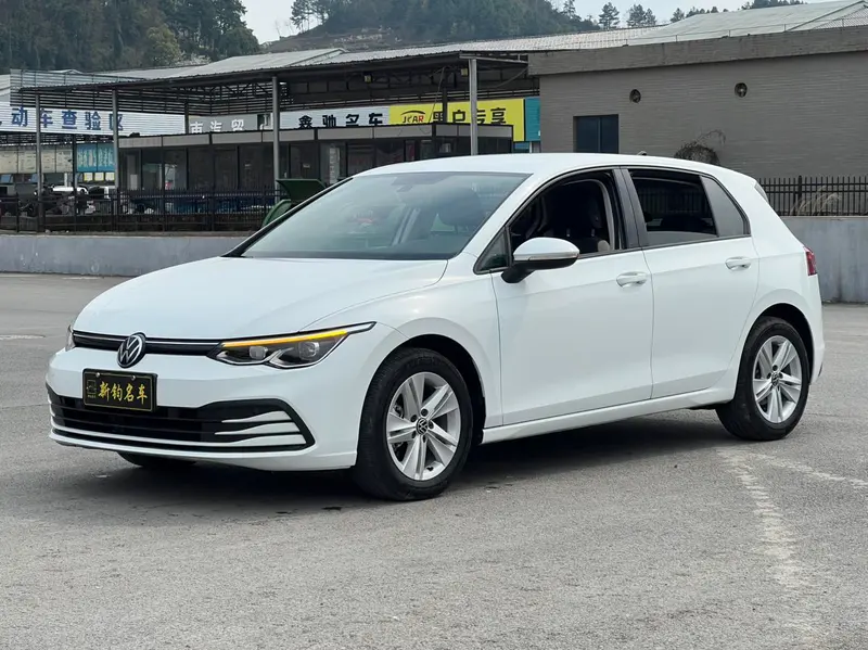 Volkswagen Golf, 2021