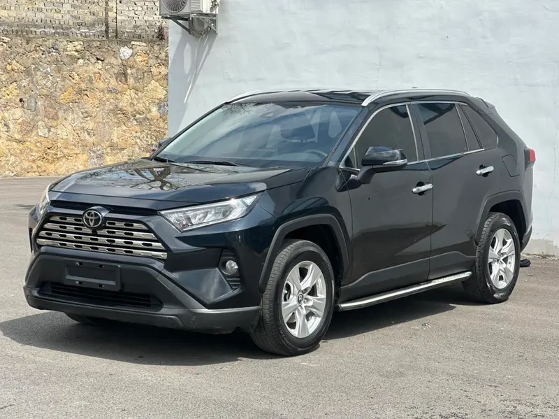 Toyota RAV4 2.0L CVT 2WD Edition, 2020 — фото 1