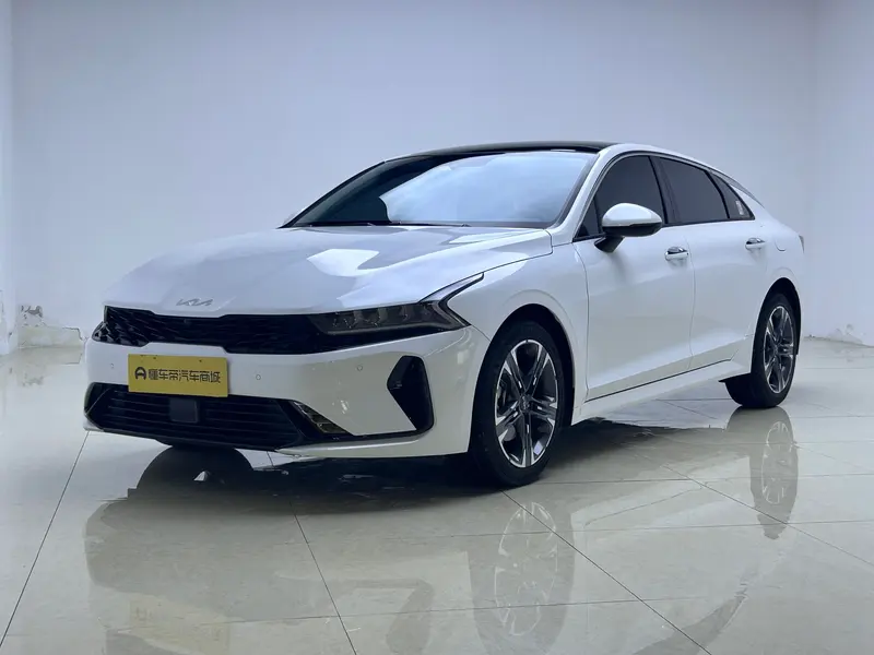 Kia K5, 2025