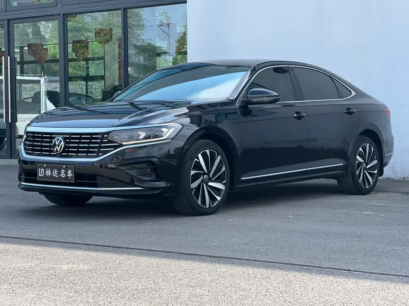 Volkswagen Passat Facelift 330TSI Elite Edition, 2023 — фото 1