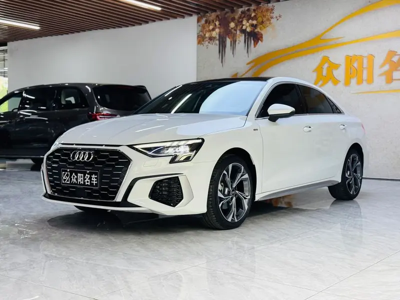 Audi A3 A3L Limousine 35 TFSI RS Version, 2024 — фото 1