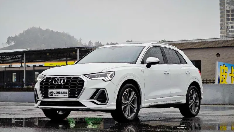 Audi Q3, 2021