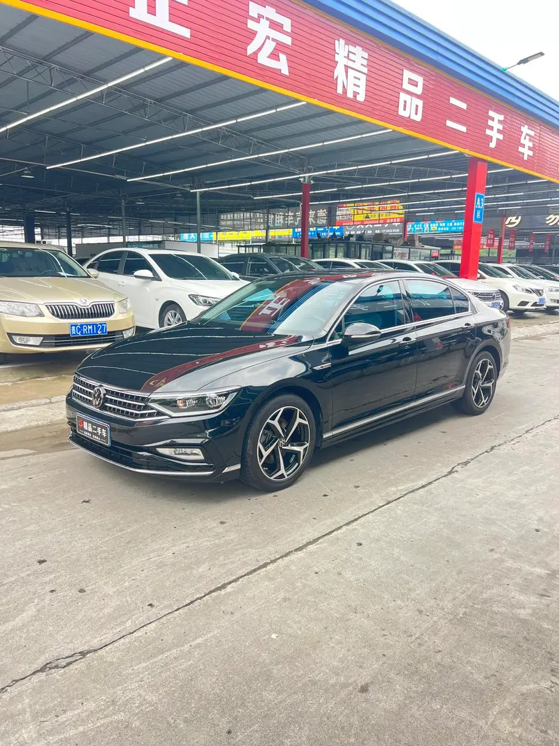 Volkswagen Magotan, 2023