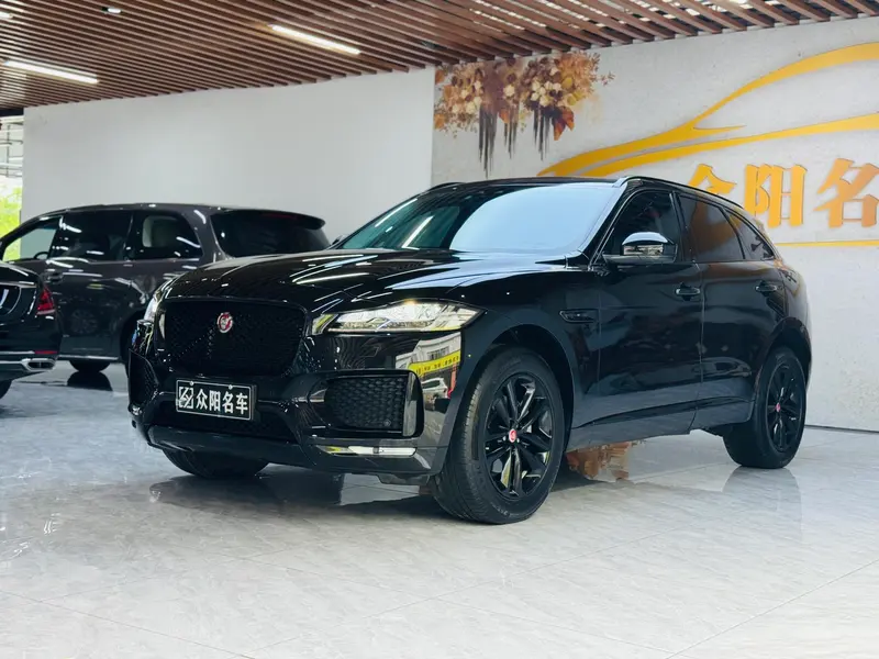 Jaguar F-PACE, 2020