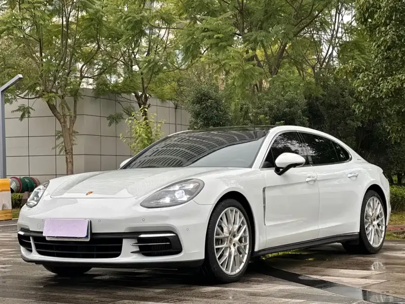 Porsche Panamera, 2021