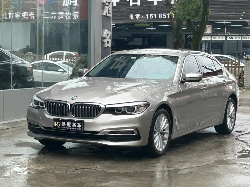 BMW 5-Series, 2018