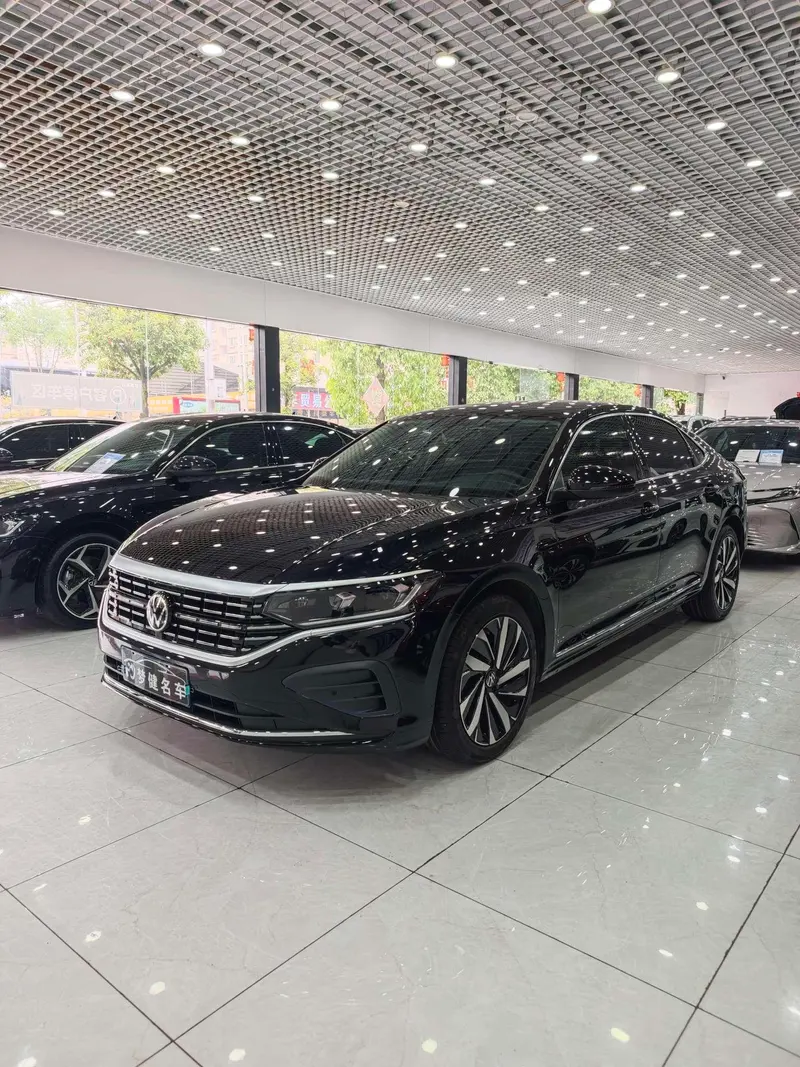 Volkswagen Passat Model 380TSI Edition, 2025 — фото 1