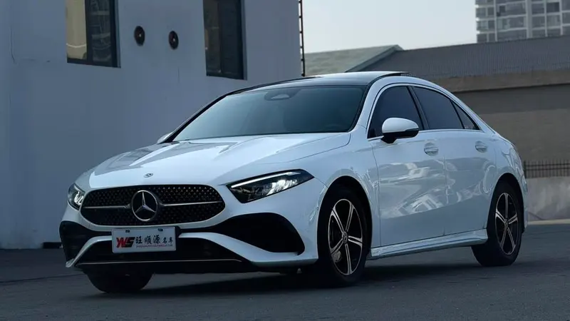 Mercedes-Benz A-Class Facelift A 200 L Fashion Edition, 2024 — фото 1