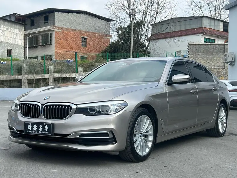 BMW 5-Series, 2020