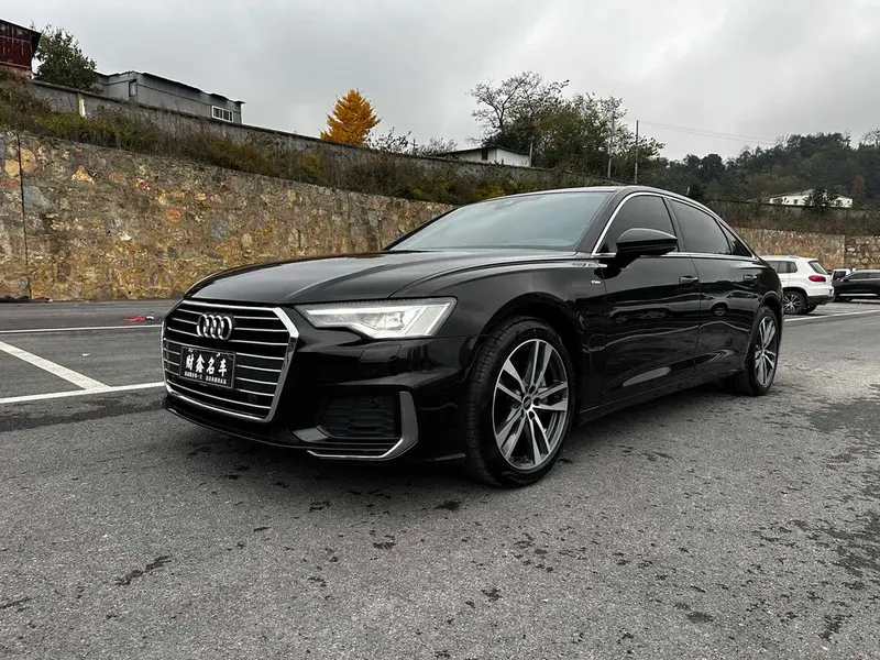 Audi A6L, 2022