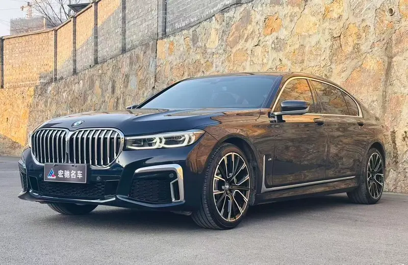 BMW 7-Series 730Li M Sport, 2021 — фото 1