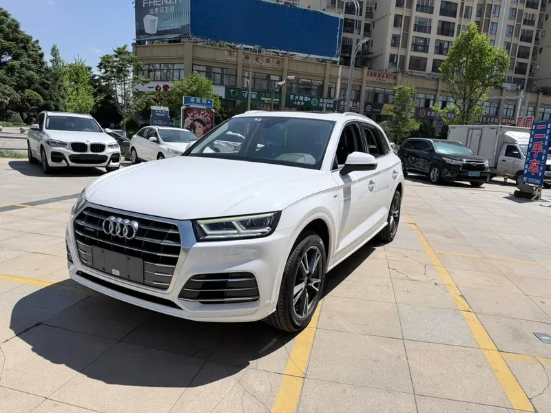 Audi Q5L, 2018