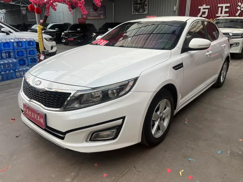 Kia K5, 2015