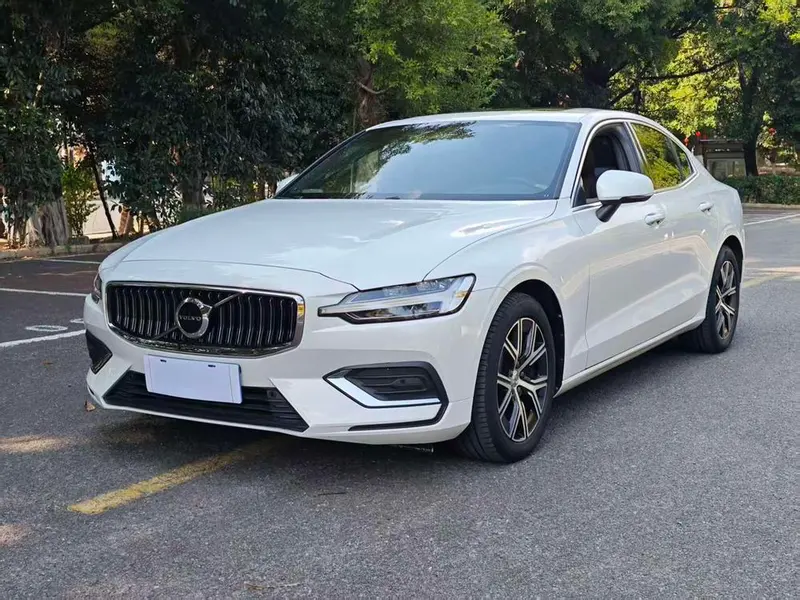 Volvo S60, 2024