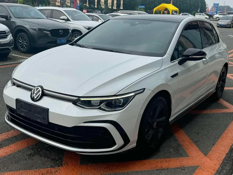 Volkswagen Golf, 2021