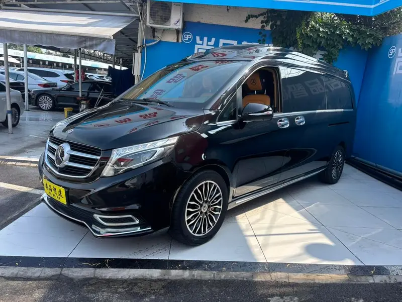 Mercedes-Benz V-Class V 260 L Premium Extended Edition CN6, 2018 — фото 1