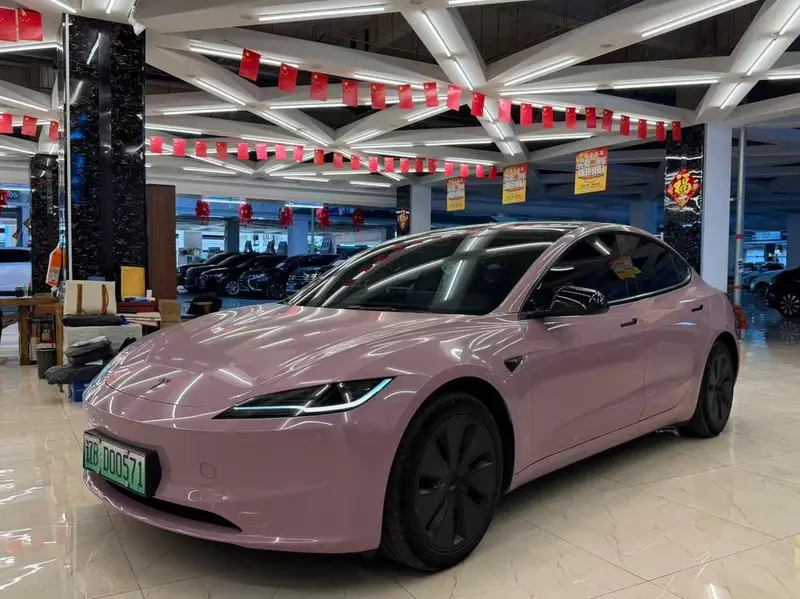 Tesla Model 3, 2023