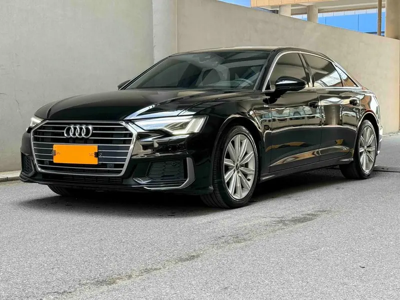 Audi A6L, 2022