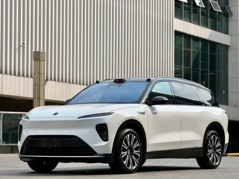 NIO ES8, 2023