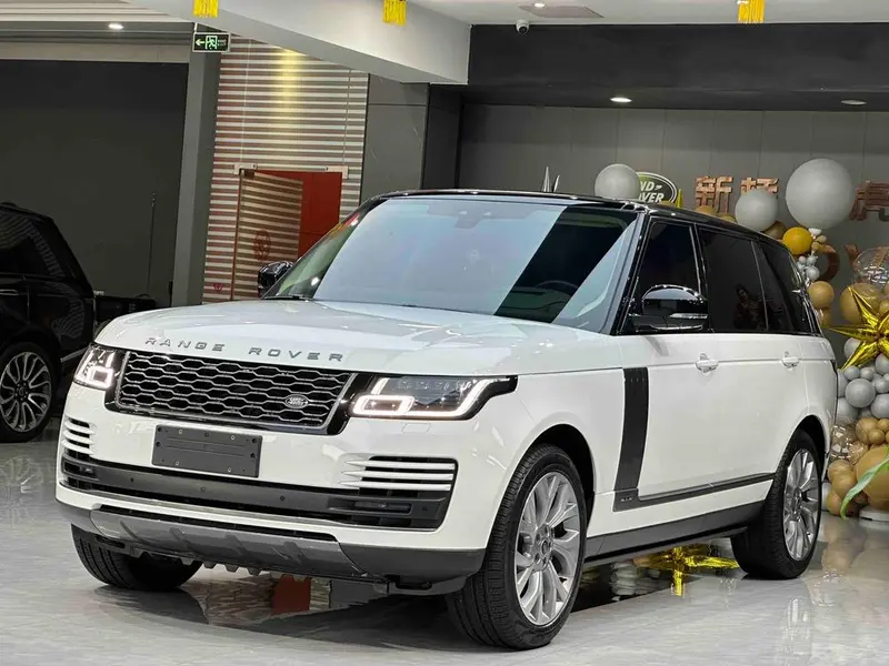 Land Rover Range Rover 3.0 L6 Extended Classic Edition, 2021 — фото 1