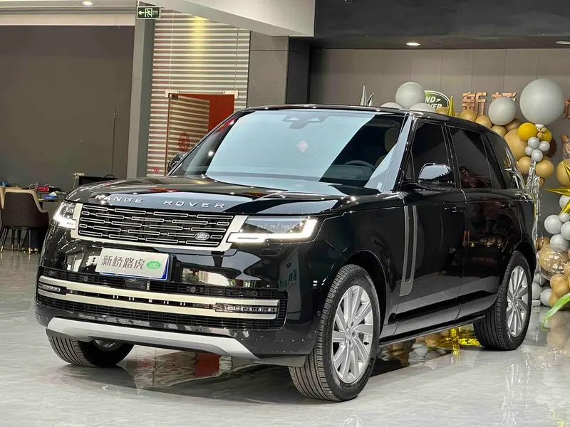 Land Rover Range Rover 3.0 L6 400PS Extended Edition, 2025 — фото 1