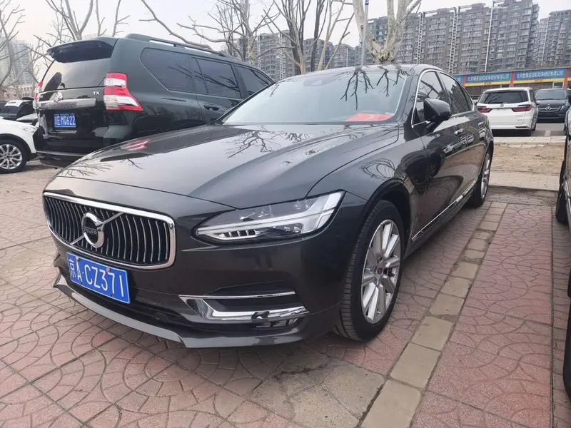Volvo S90, 2020