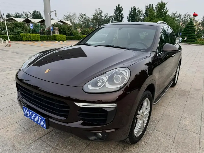 Porsche Cayenne, 2015
